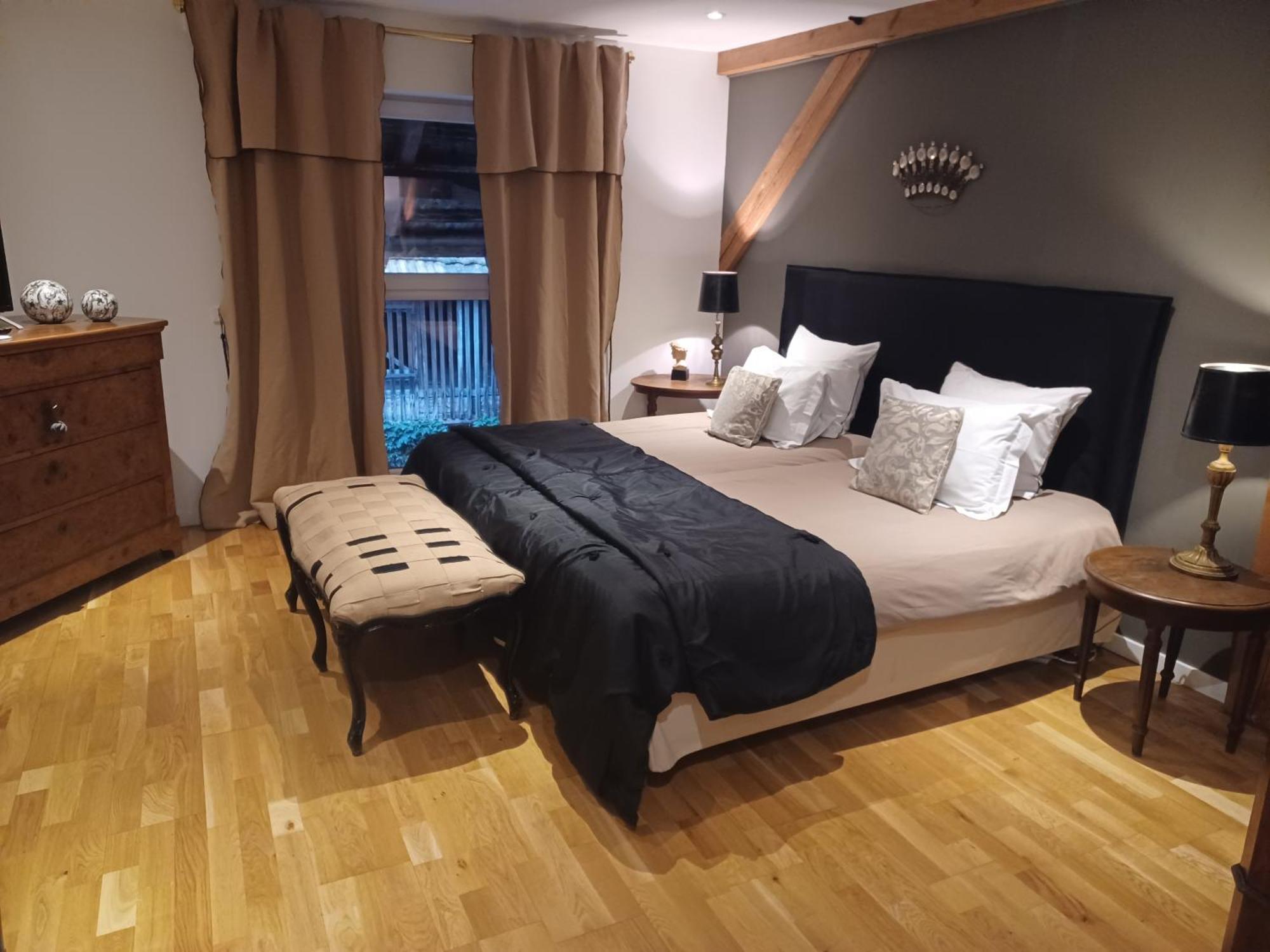 Cote Cour Colmar Bed & Breakfast